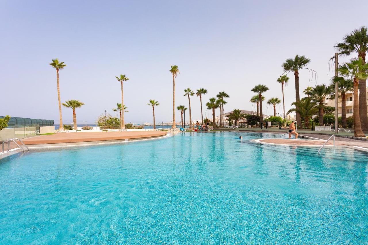 Soleado Apartamento Vistas Al Mar Los Cristianos Los Cristianos  Bagian luar foto